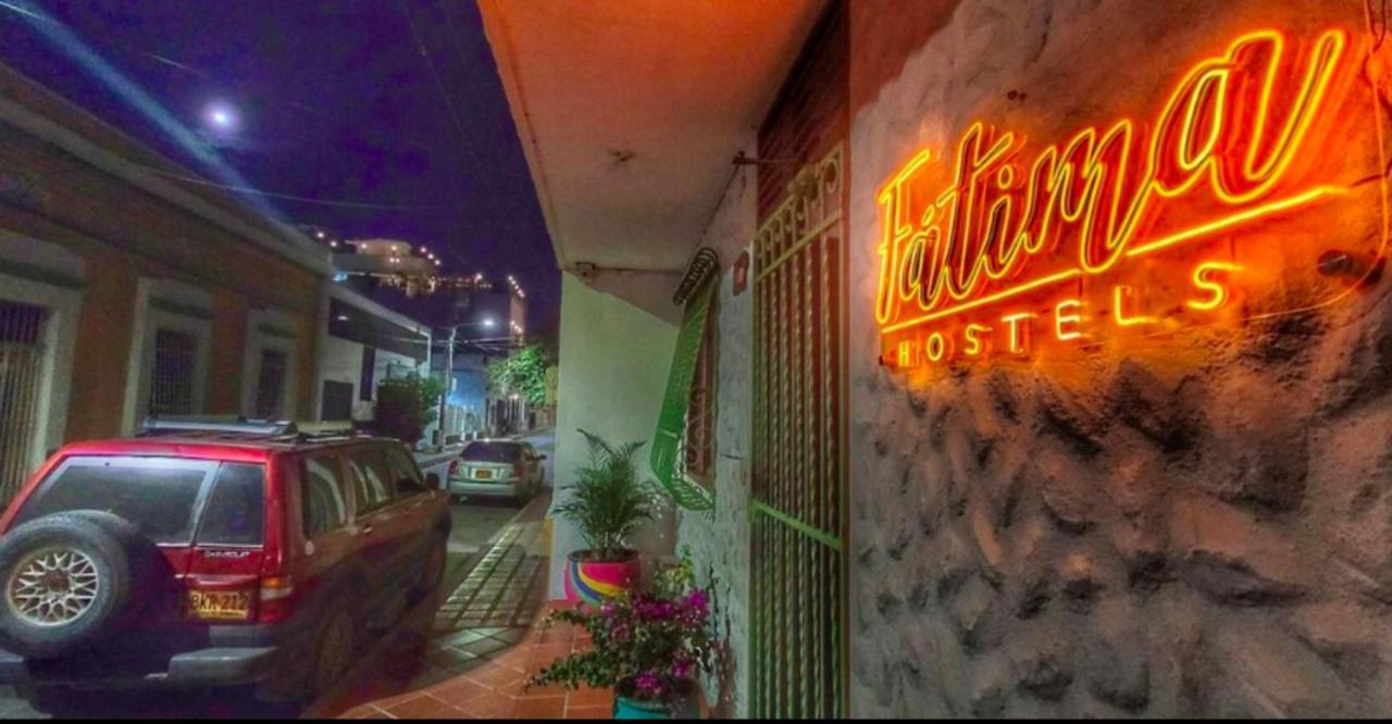 Fátima Hostel Santa Marta Esterno foto