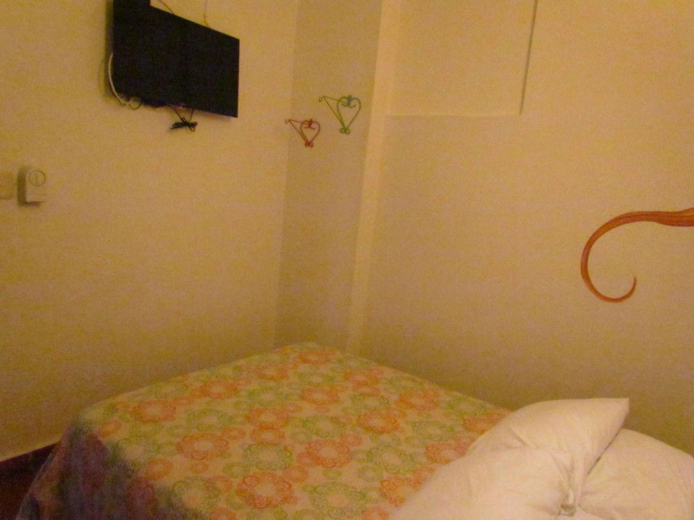 Fátima Hostel Santa Marta Esterno foto
