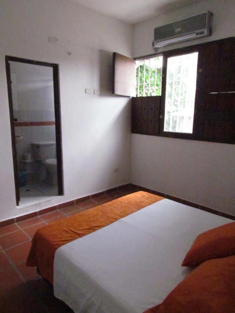 Fátima Hostel Santa Marta Esterno foto